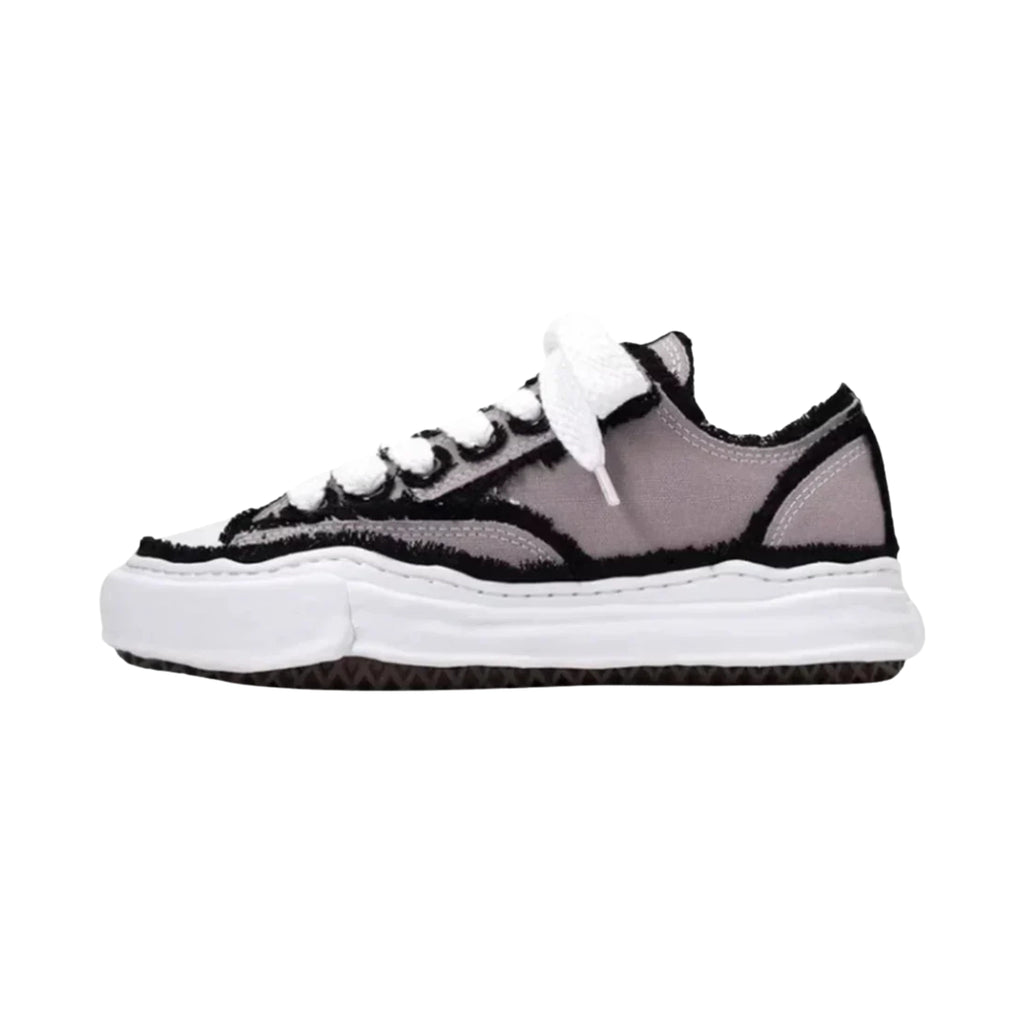 SUTORA SNEAKER