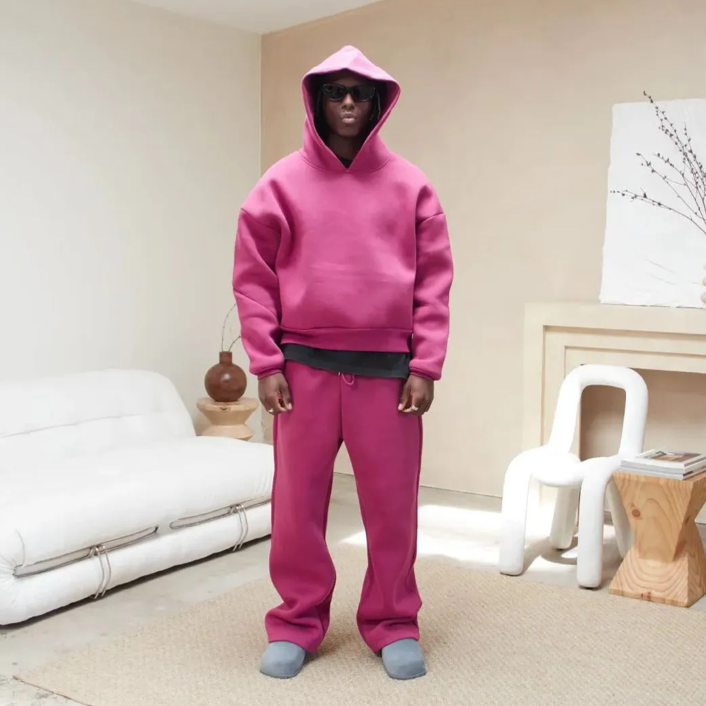 MINIMALIST TRACKSUIT