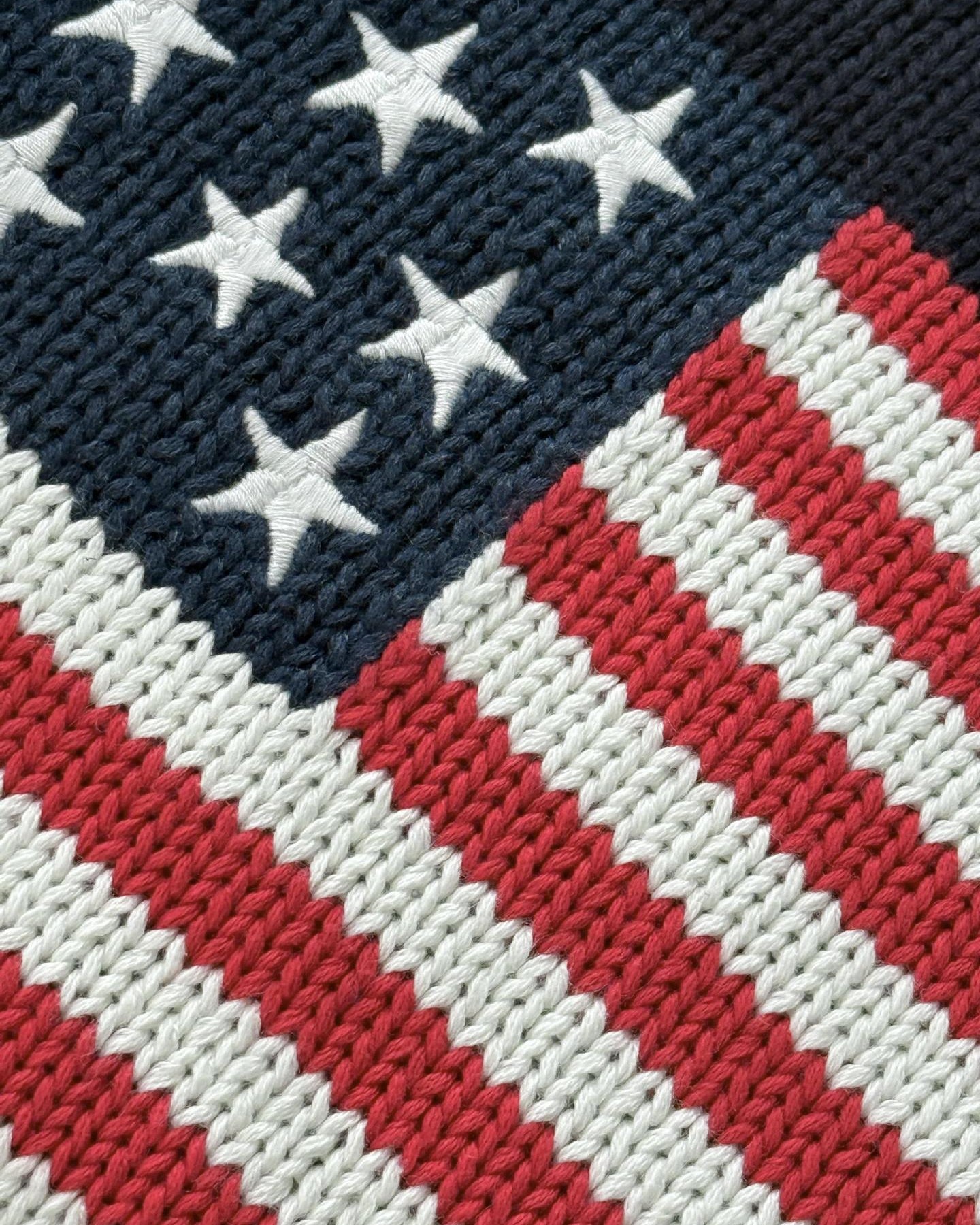 FLAG KNIT SWEATER