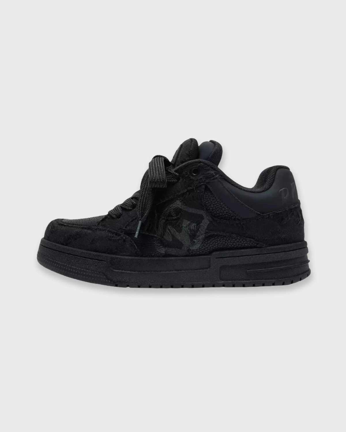 KUROMA SNEAKER